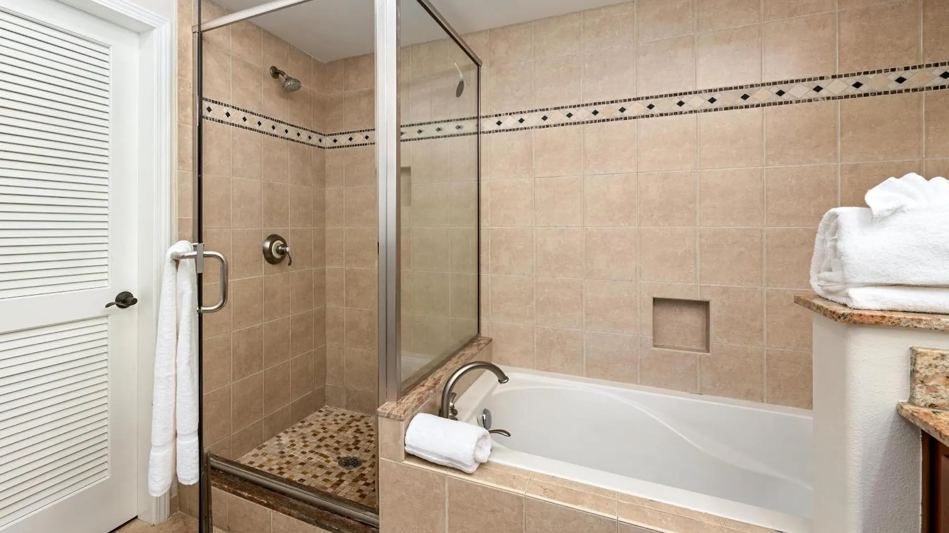 L2 Waikoloa Beach Villas 0*,